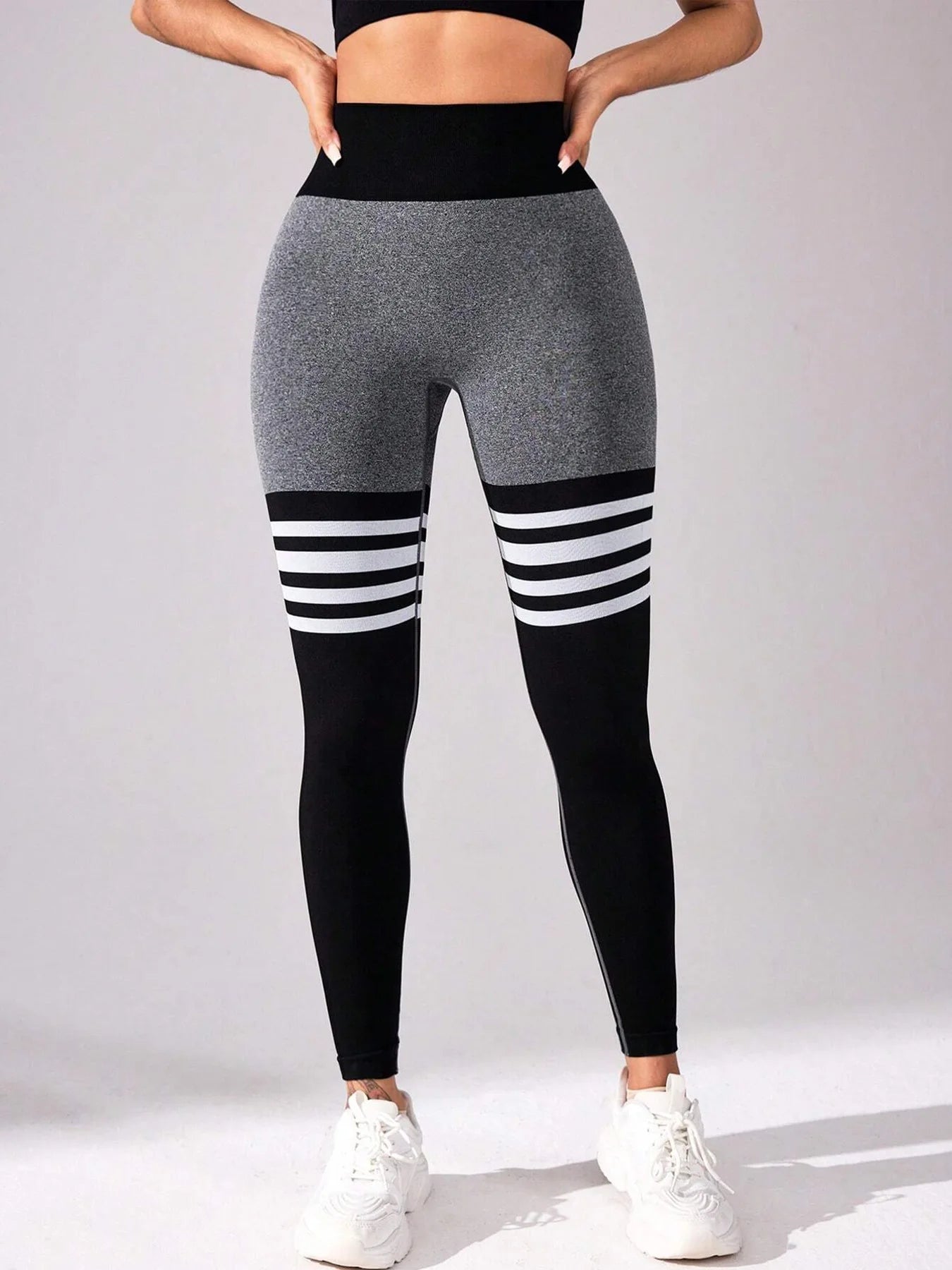Women V Back Line Leggings