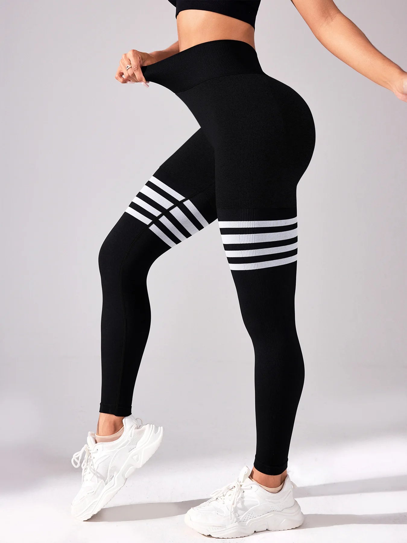 Women V Back Line Leggings